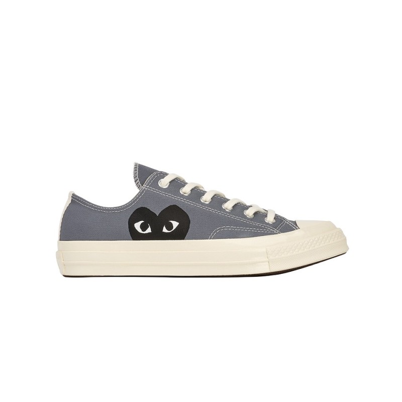 converse x comme des garçons basses de couleur gris vue du coté droit