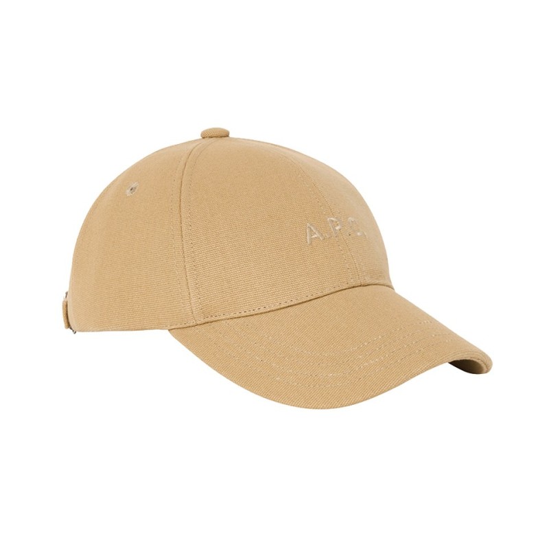 casquette charlie de la marque APC de couleur beige foncé