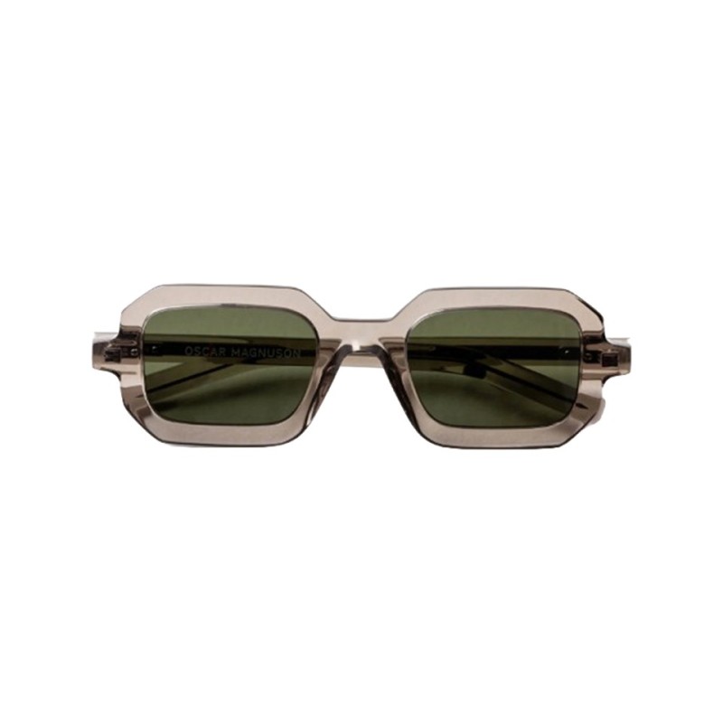 lunettes de soleil jade couleur warm grey de la marque oscar magnuson